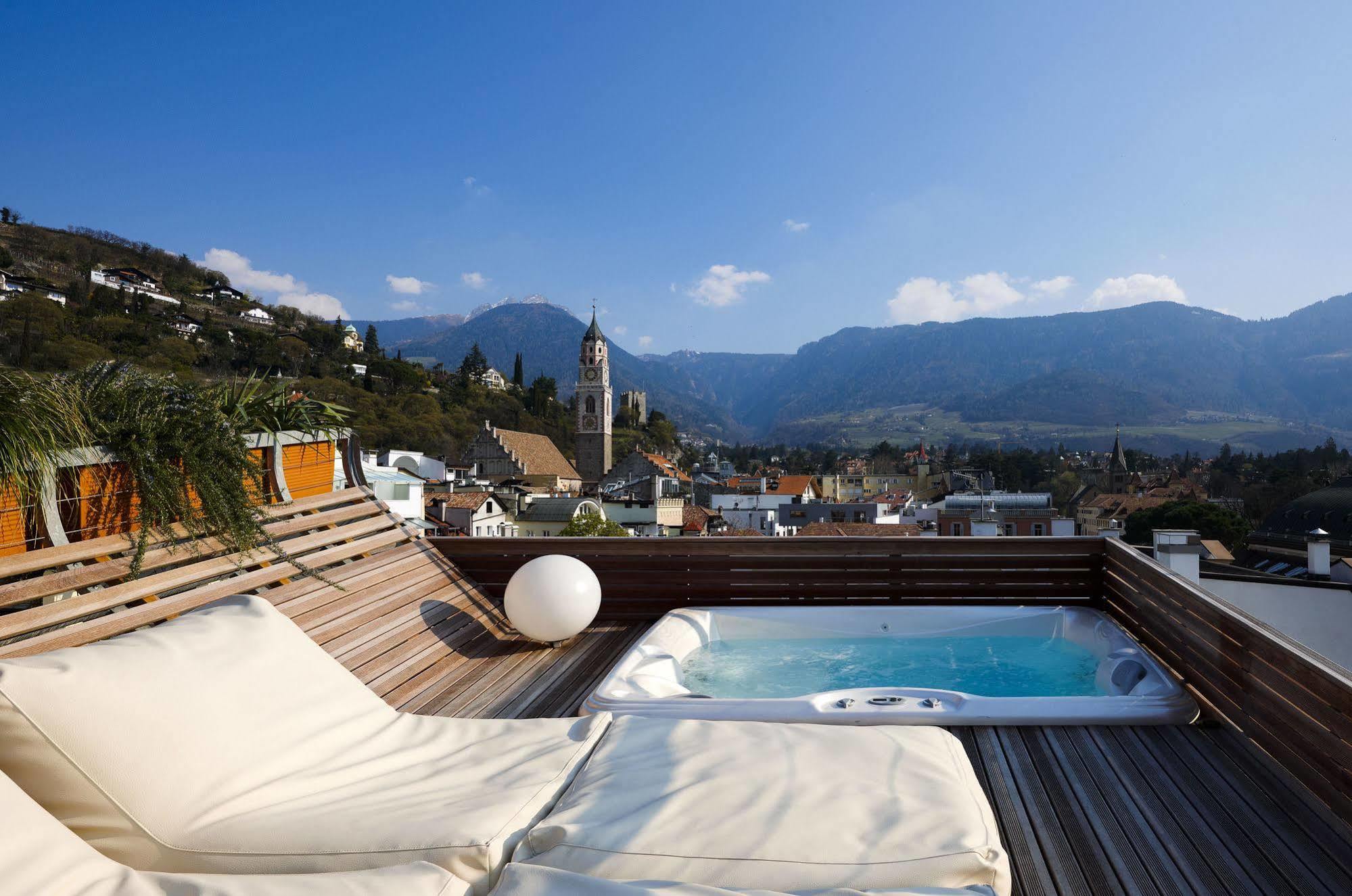 Boutique Hotel Imperialart Merano Exterior photo